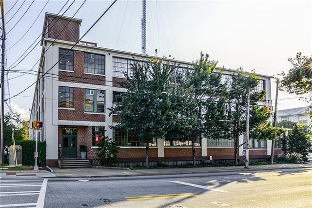 881 Memorial Drive Se - Photo 1