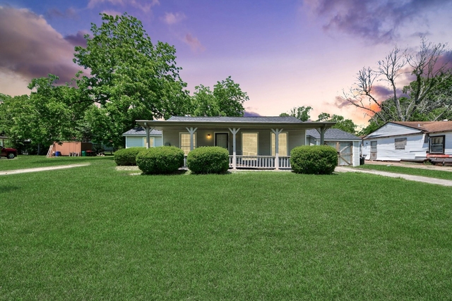 3603 Crosby Cedar Bayou Road - Photo 1