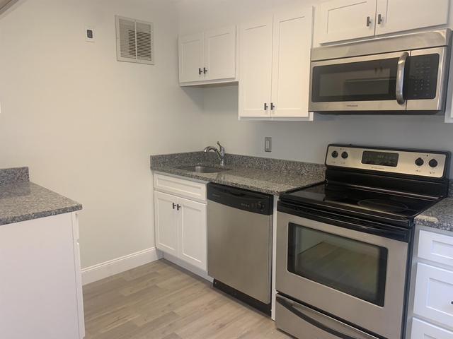 616 Portland - Photo 1
