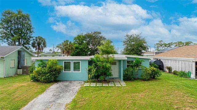 1023 Roberta Street - Photo 1