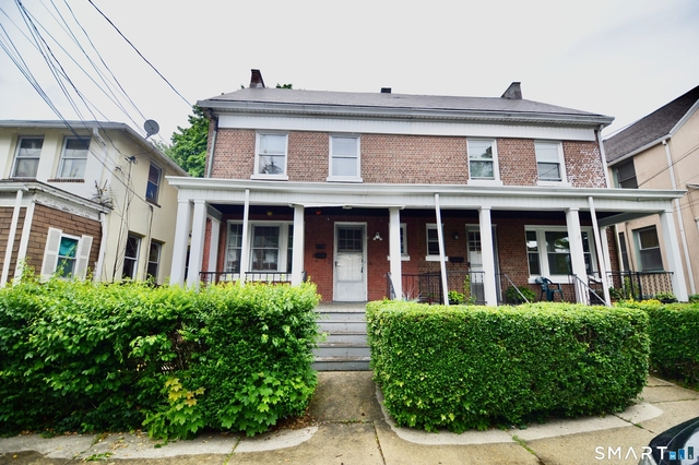 407 East Avenue - Photo 1