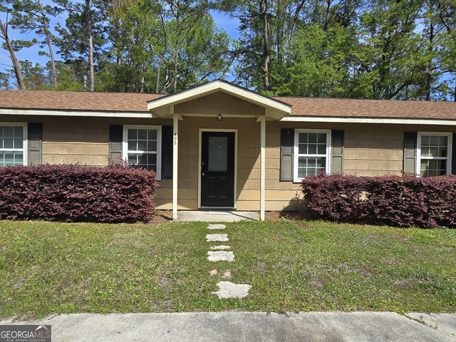 403 E Lawnwood Avenue - Photo 1