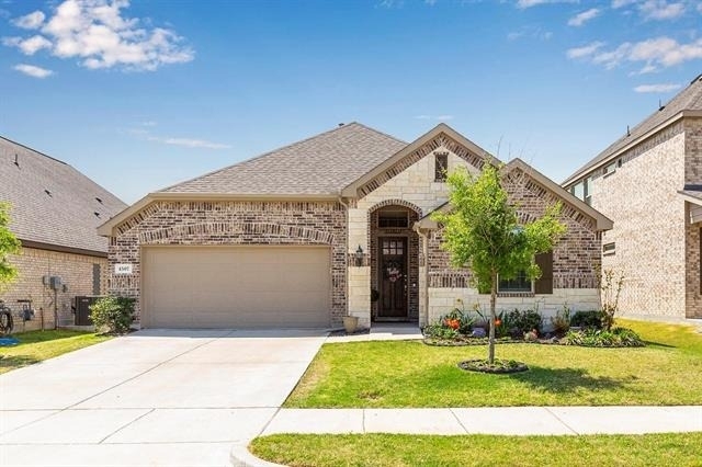 4507 Cypress Drive - Photo 1