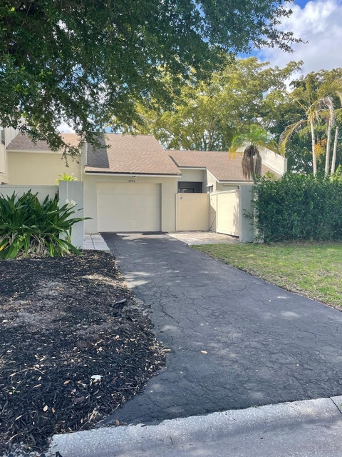 12726 Spinnaker Lane - Photo 1