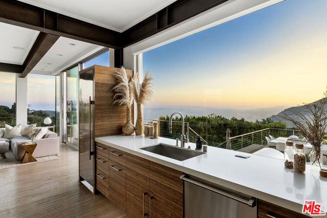 2915 Tuna Canyon Road - Photo 1