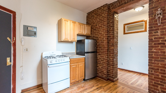 210 Humboldt Street - Photo 1