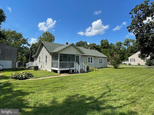 6062 Potomac Drive - Photo 1