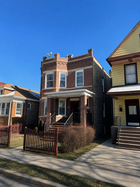 4147 N Monticello Avenue - Photo 1