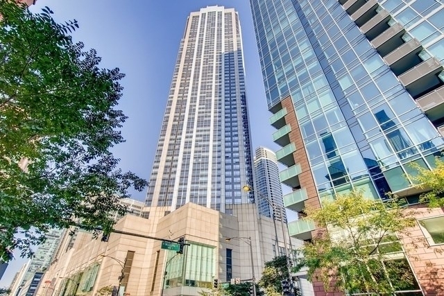 512 N Mcclurg Court - Photo 1