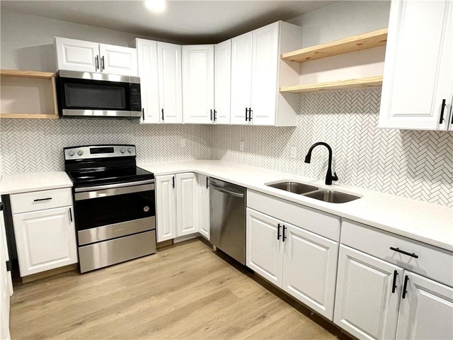 359 Mimosa Drive - Photo 1