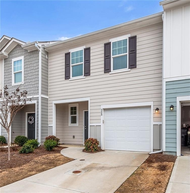 328 Penn Station Way - Photo 1