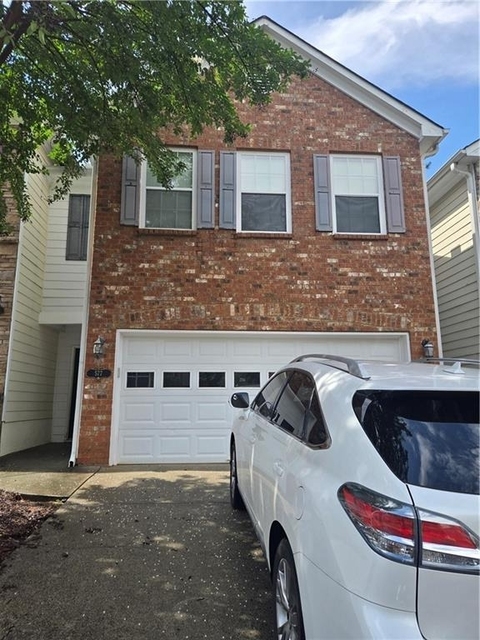 577 Woodland Park Terrace - Photo 1