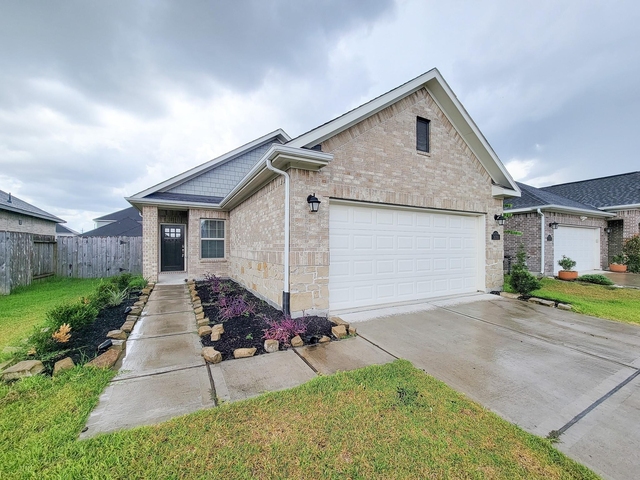 31351 Horseshoe Meadow Bend La - Photo 1