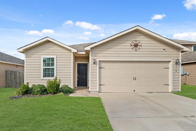 718 Crystal Lakes Drive - Photo 1