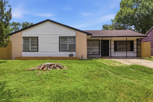 5622 Woodgreen Street - Photo 1