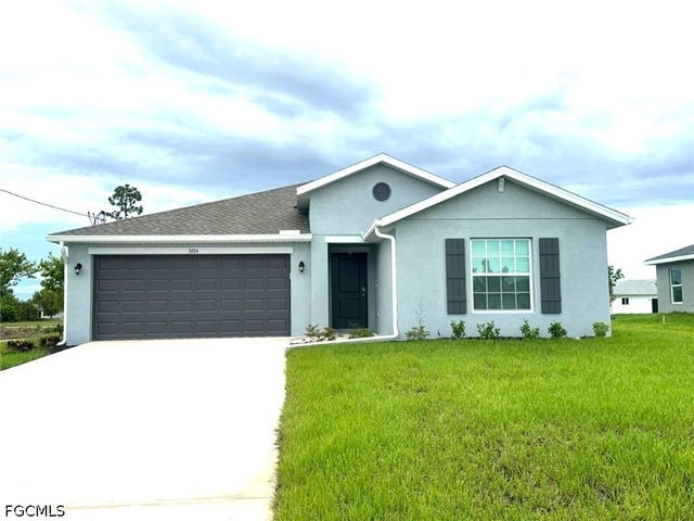 3924 Ne 17th Avenue - Photo 1