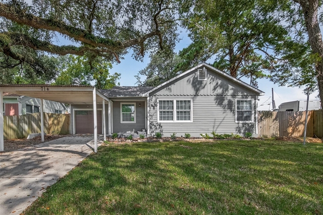 714 E Humble Street - Photo 1