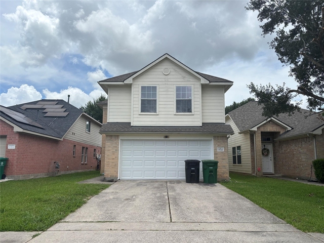 13642 Rural Oak Street - Photo 1