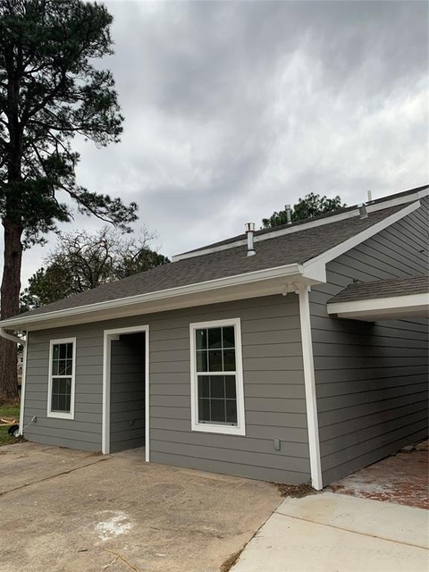 17219 Lillian Lane - Photo 1