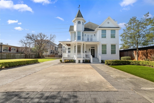 811 Heights Blvd - Photo 1