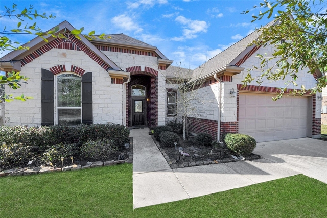 1947 Parnevik Place - Photo 1