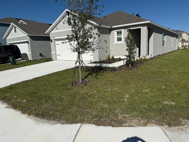 659 Park Place Boulevard - Photo 1