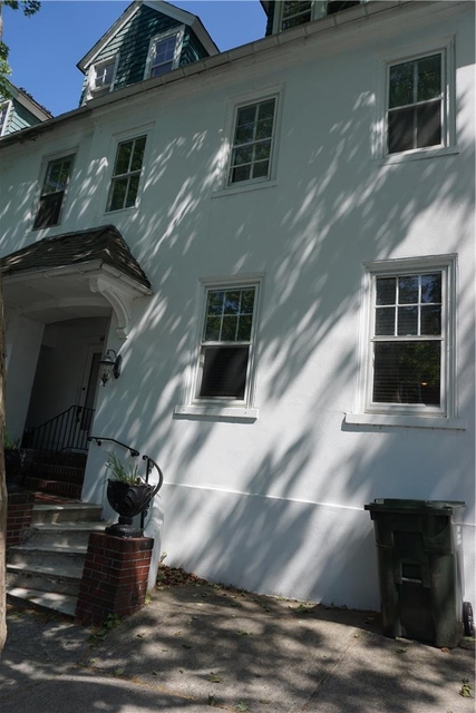 76 W Market Street - Photo 1