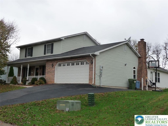 4705 Pheasant Run Court - Photo 1