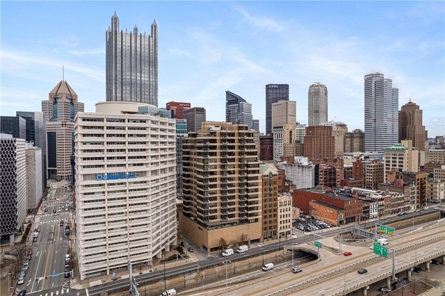 151 Fort Pitt Blvd - Photo 1