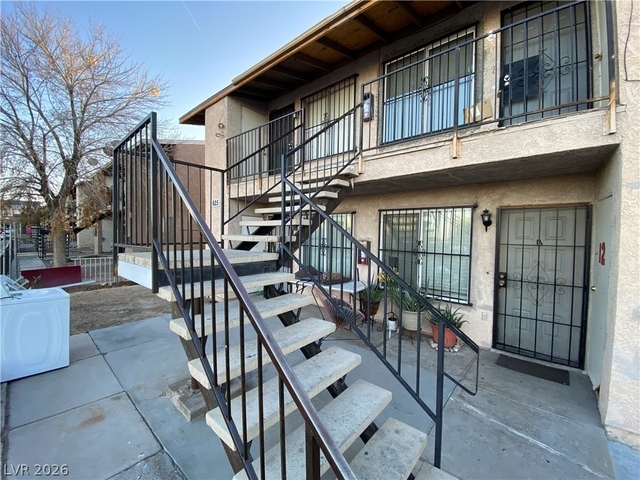625 N 12th Street - Photo 1