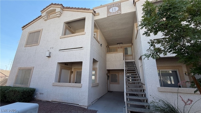 855 N Stephanie Street - Photo 1