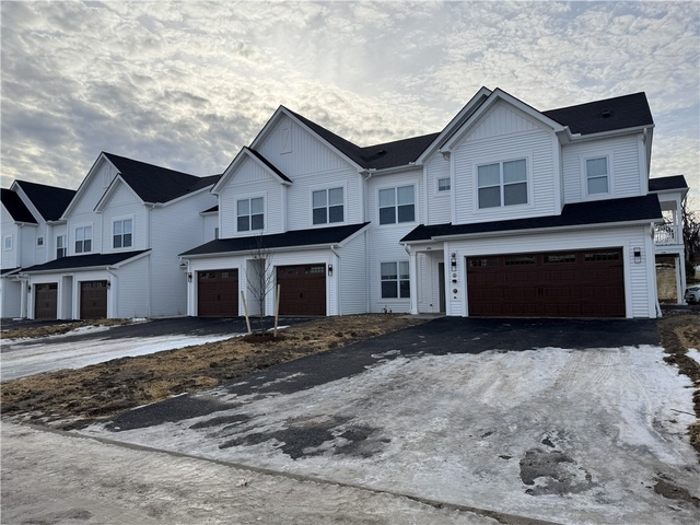 205 Erie Ridge Drive - Photo 1