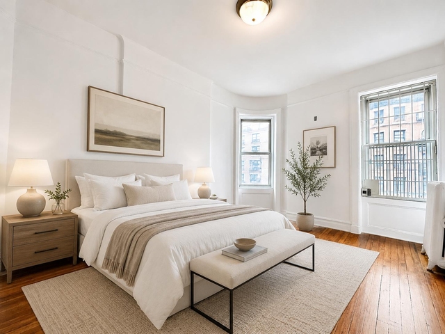 936 West End Avenue - Photo 1