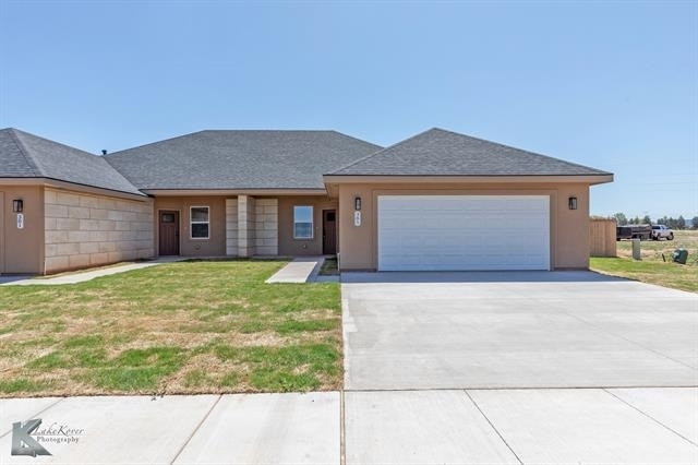 385 Kristie Path - Photo 1