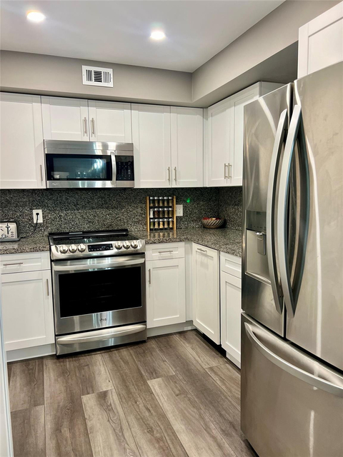 4040 N Hills Drive - Photo 1