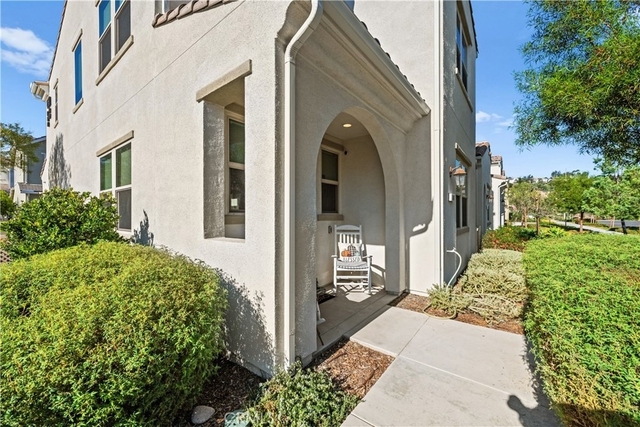 4260 Powell #101 - Photo 1