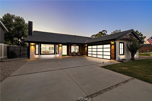 29091 Country Hills - Photo 1