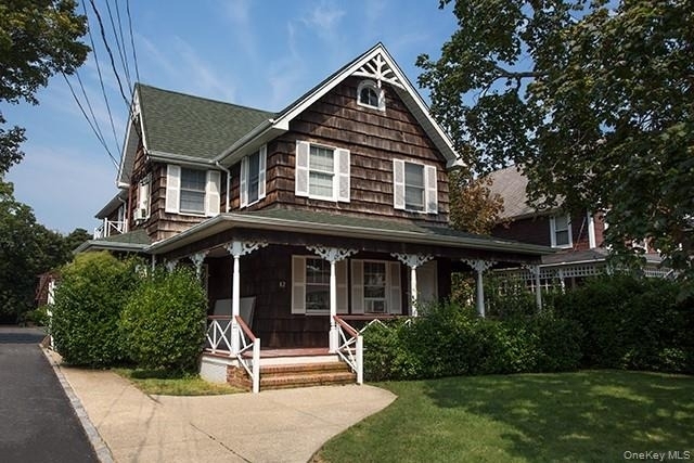 82 Park Avenue - Photo 1