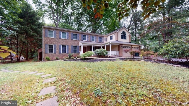 5803 Hall Street - Photo 1