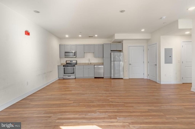 2411 Kensington Avenue - Photo 1