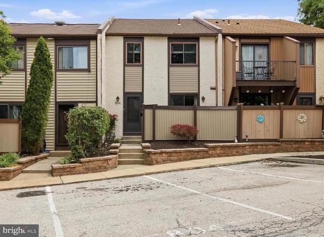 804 Bismark Way - Photo 1