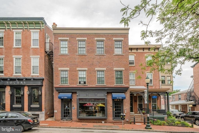 121 E Gay Street - Photo 1