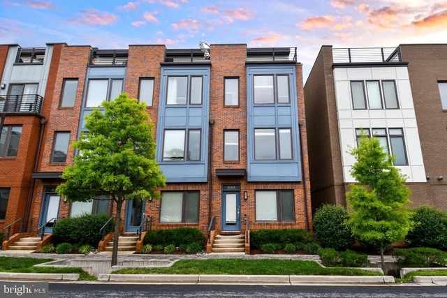 16301 Columbus Avenue - Photo 1