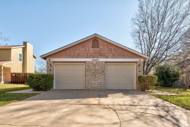 12207 Alderbrook Dr - Photo 1