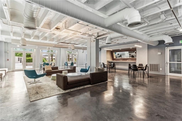 805 Peachtree Street Ne - Photo 1