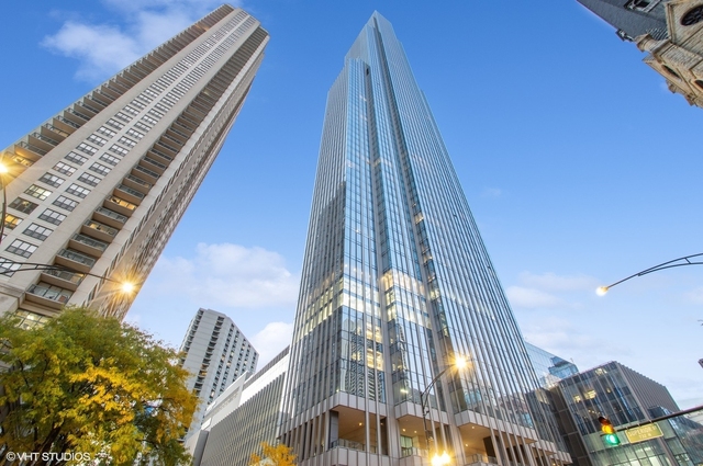 14 W Superior Street - Photo 1