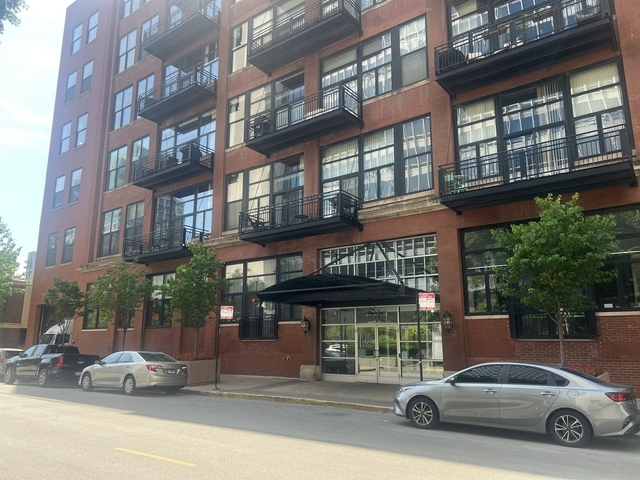 521 W Superior Street - Photo 1