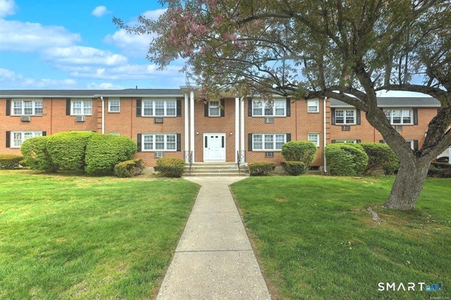 1254 Farmington Avenue - Photo 1