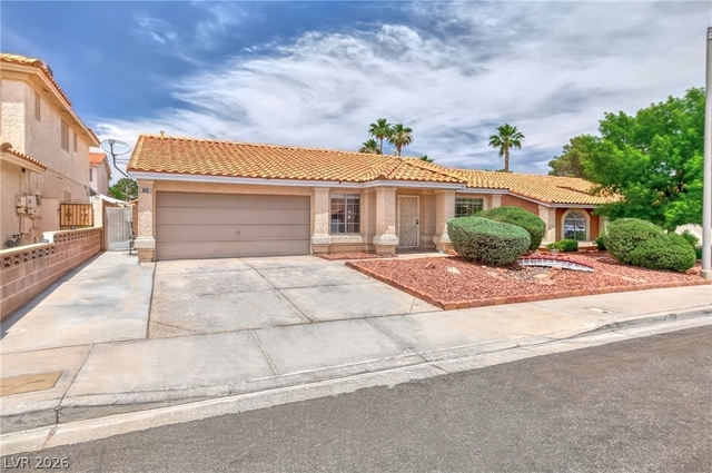 933 Derringer Lane - Photo 1