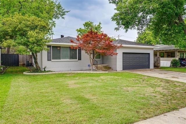 2140 Springhill Drive - Photo 1